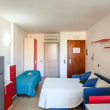 Apartmanhotel Mediterraneo 2*